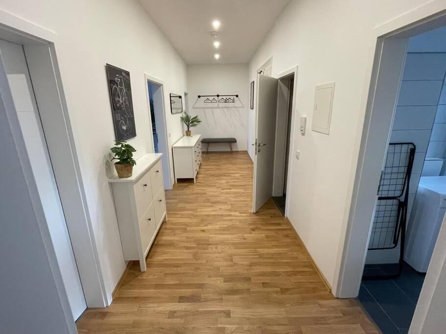 #attraktive Altbauwohnung Im Leipziger Zentrum 1 Og Links *